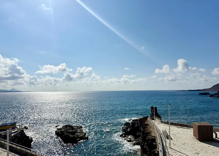 Canaryislandshost L Canteras Apartman *