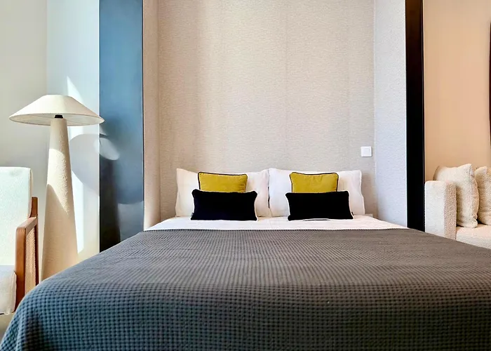 Canaryislandshost L Canteras