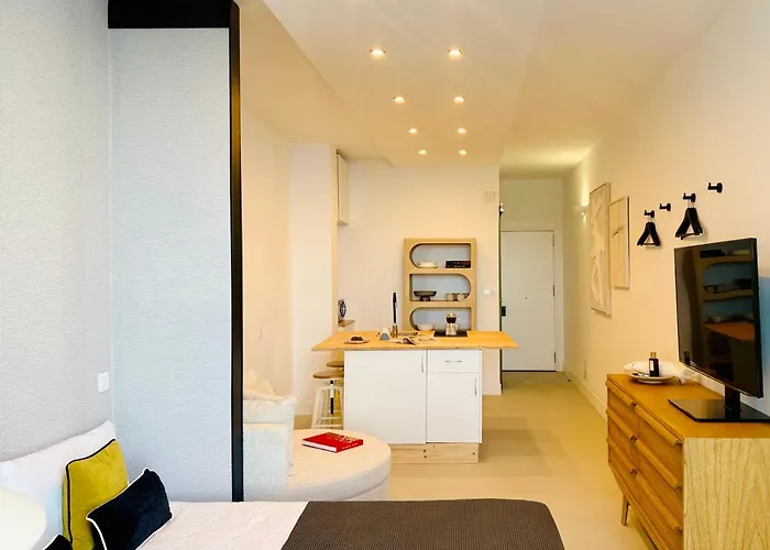 Canaryislandshost L Canteras *